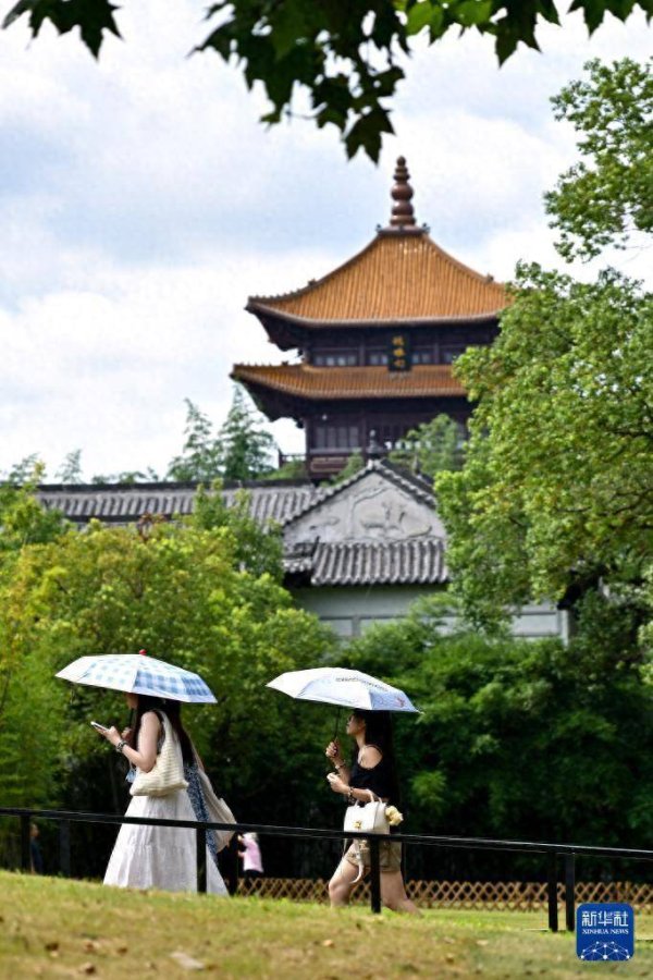 牛配资 活力中国调研行｜景德镇陶阳里：城市更新激发文旅新活力